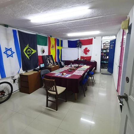 777 Lenderman Hostal 777 Cancun Luaran gambar